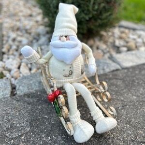 TJ collection white large bendable Santa Claus on sleigh